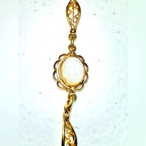 Vtg Fashion Bracelet (Faux Opal)